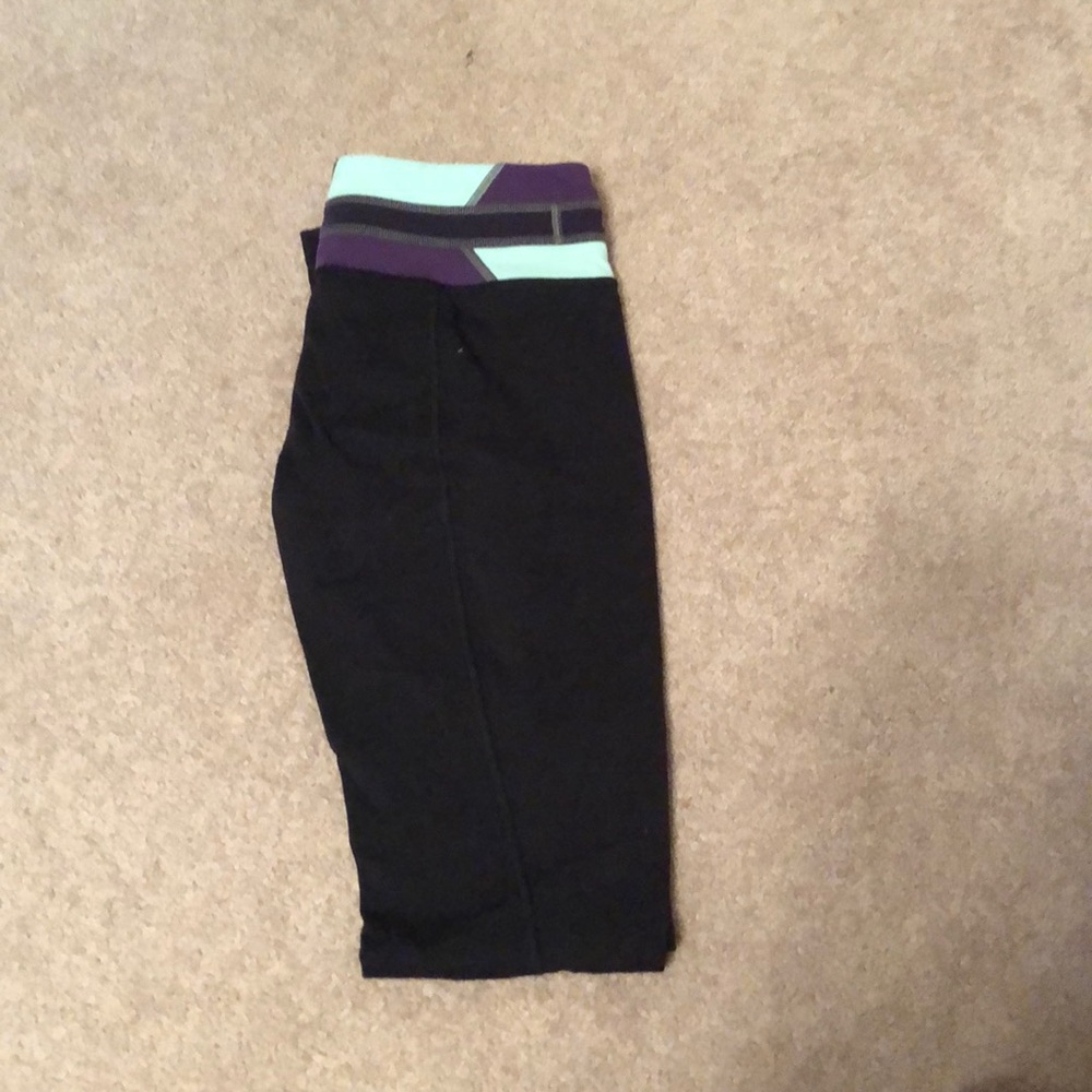 Straight leg lululemon yoga pants